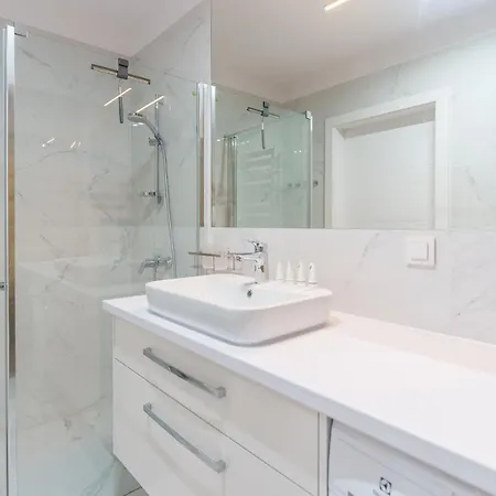Rent Like - Balticus 49a *